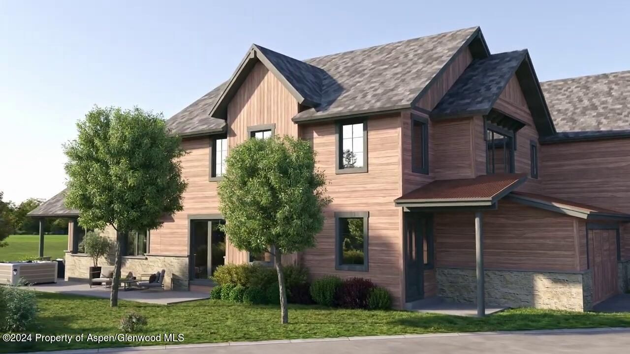 Exterior, Facade, Log Home