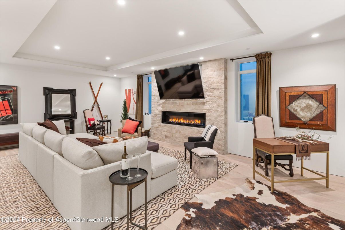 Fireplace, Interior, Living room, Recessed Lighting, Wood Texture Flooring