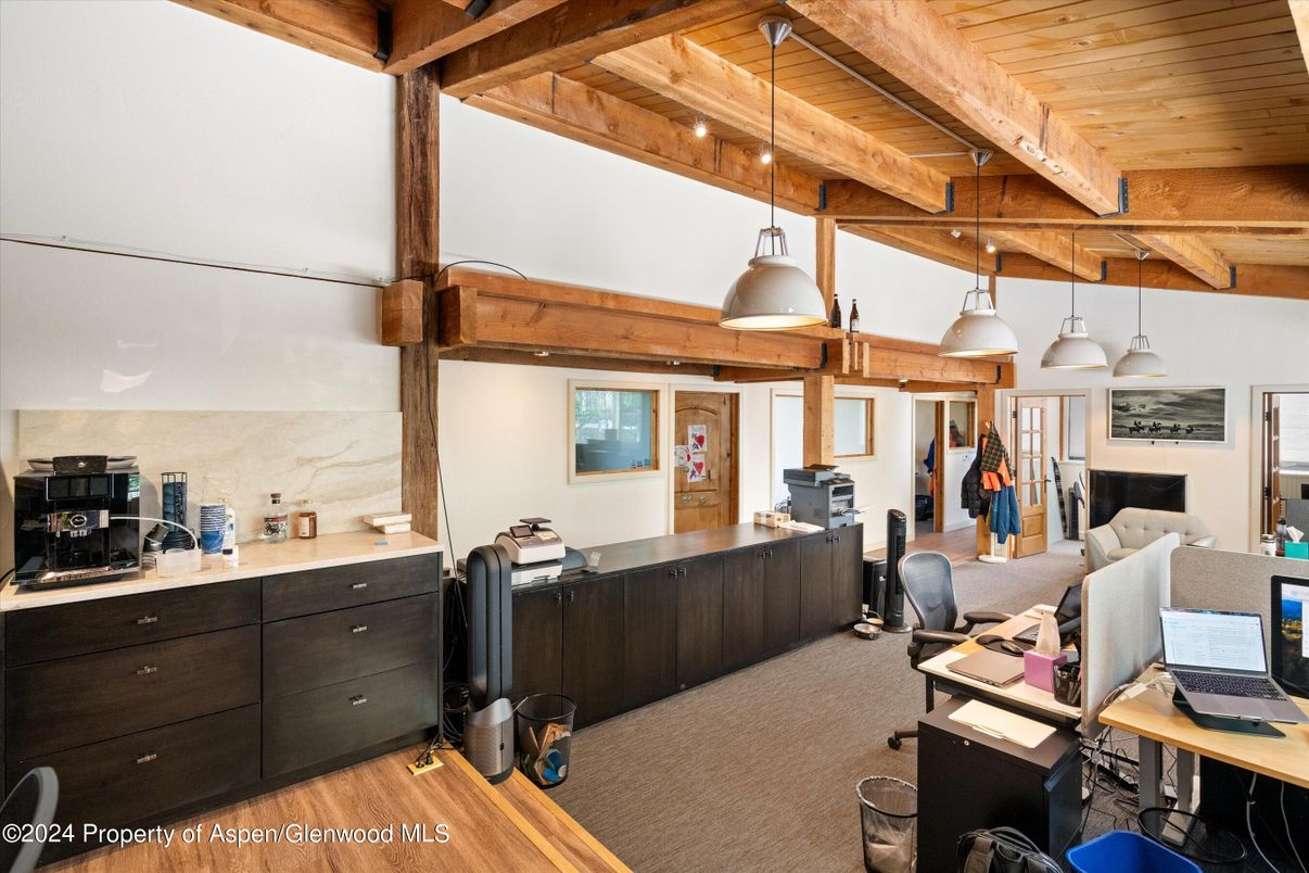 Home Office, Interior, Pendant Lights, Wooden Beams, Wooden Ceilings, Wood Texture Flooring