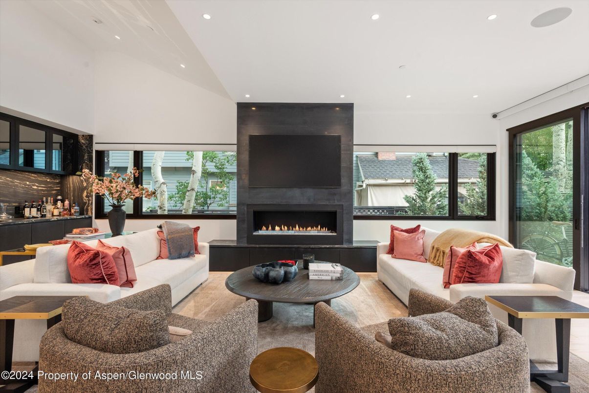 Fireplace, Interior, Living room, Recessed Lighting