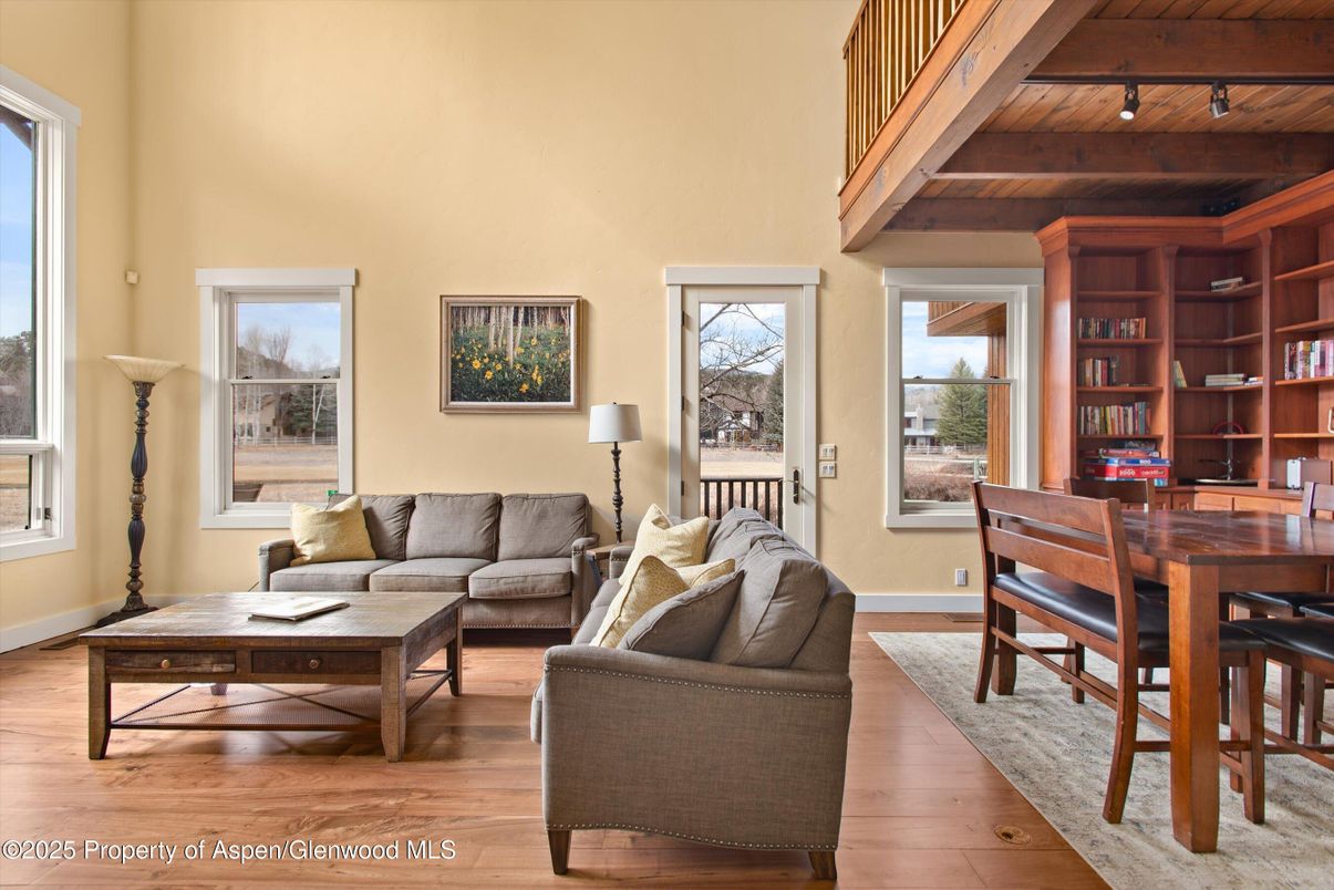 Dining room, Interior, Living room, Wooden Beams, Wooden Ceilings, Wood Texture Flooring