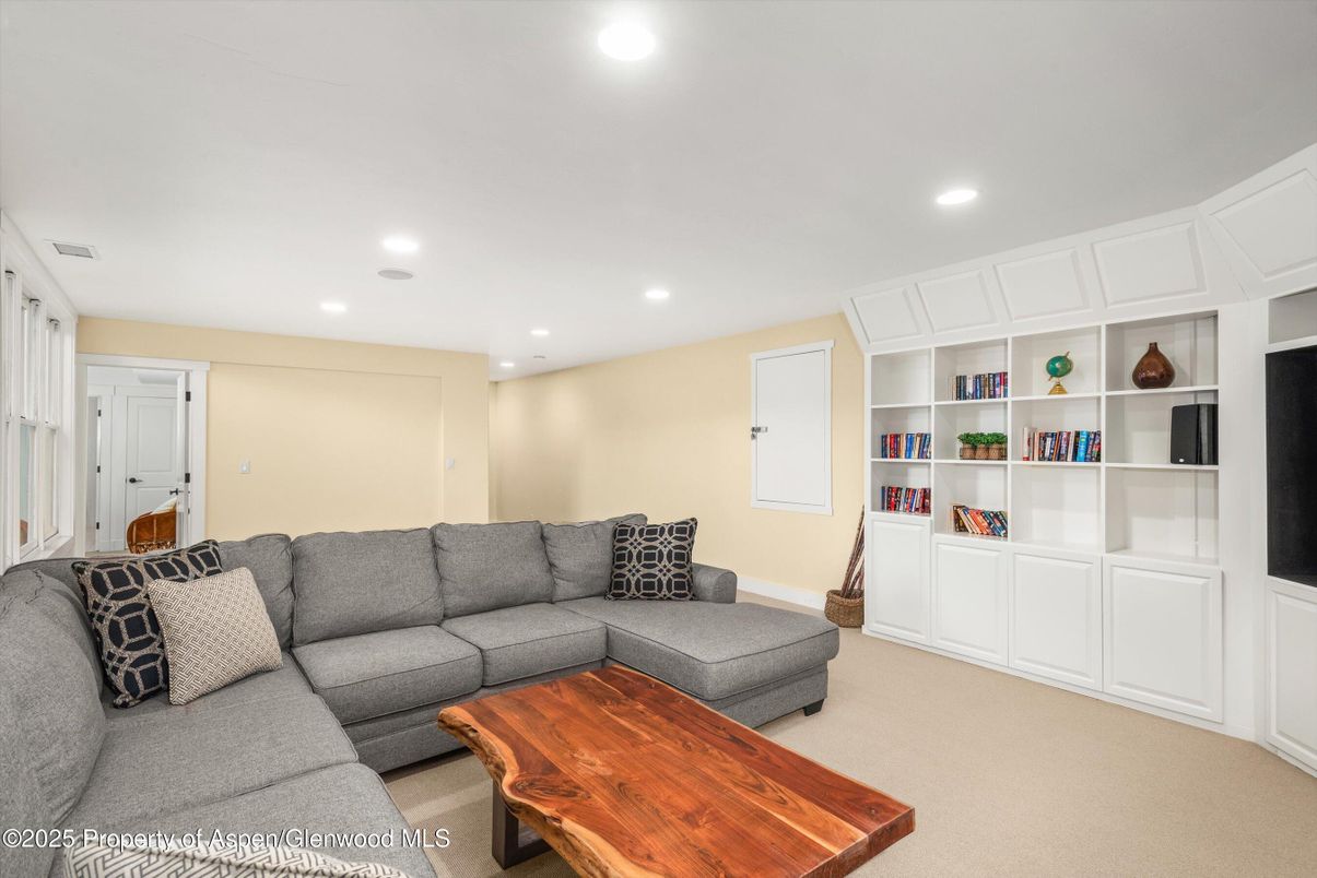 Interior, Living room, Recessed Lighting