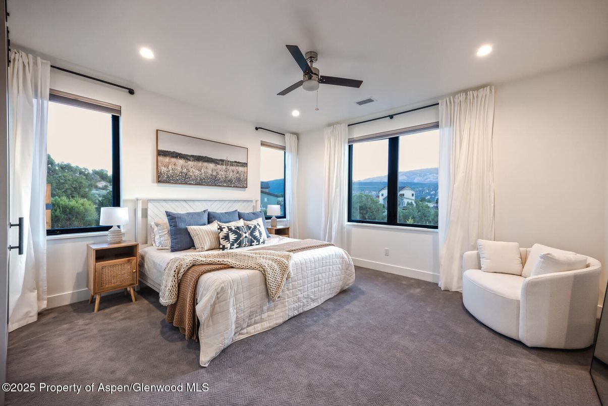 Bedroom, Interior, Recessed Lighting