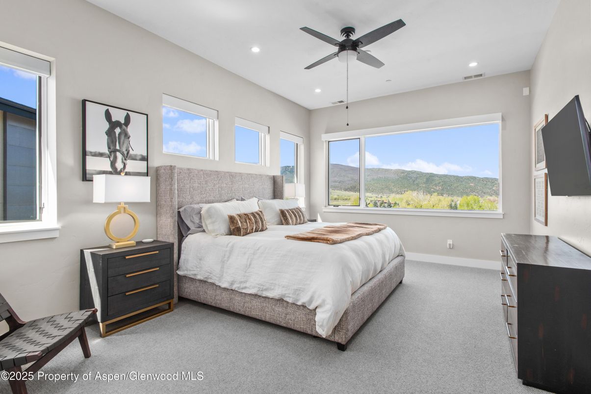 Bedroom, Interior, Recessed Lighting