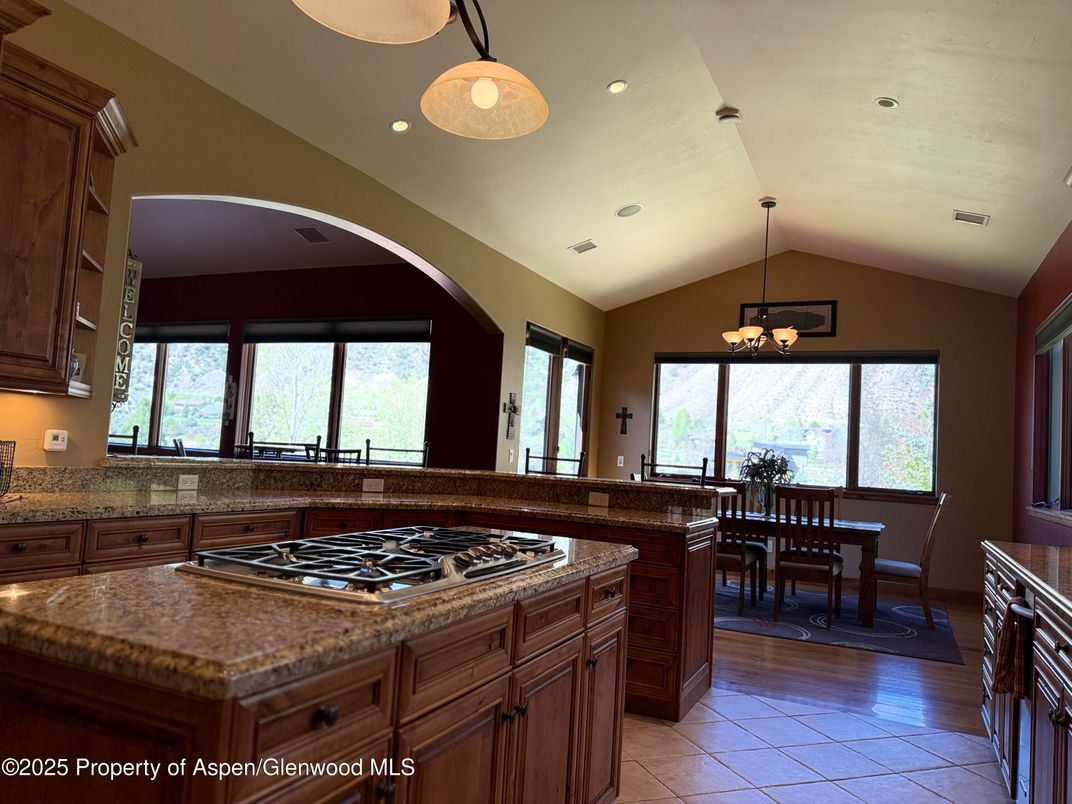 Chandelier, Dining room, Interior, Kitchen, Recessed Lighting, Wood Texture Flooring