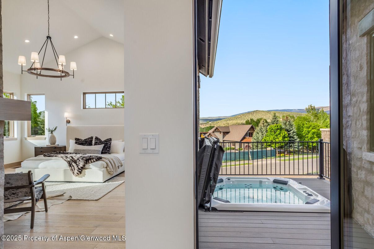 Bedroom, Chandelier, Hot Tub, Interior, Living room, Pool, Recessed Lighting, Wood Texture Flooring