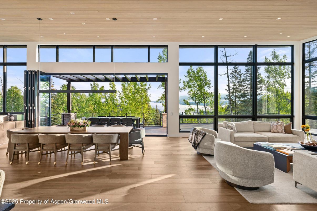 Dining room, Interior, Living room, Recessed Lighting, Wood Texture Flooring