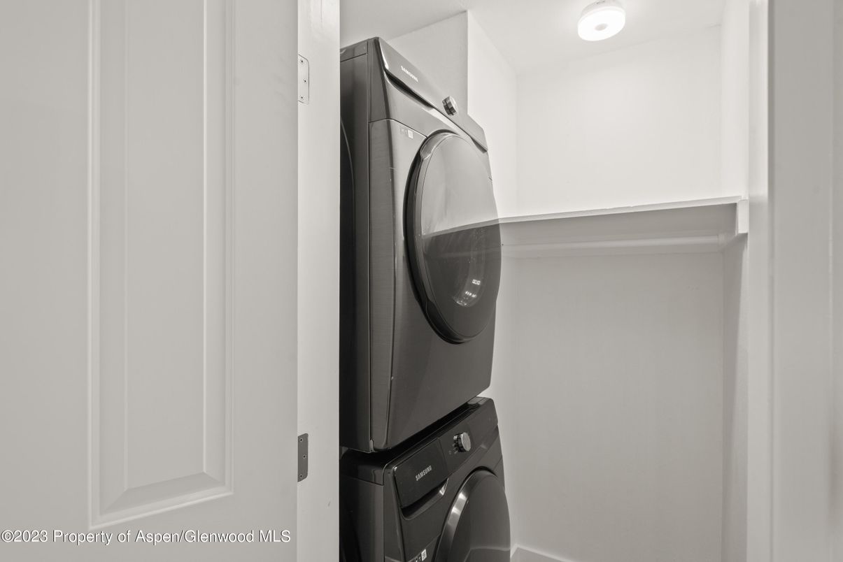 Interior, Utility Closets, Washer