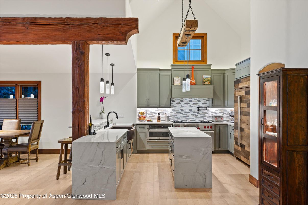 Dining room, Interior, Kitchen, Pendant Lights, Wood Texture Flooring