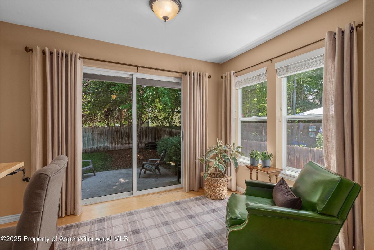 Interior, Sun Room, Wood Texture Flooring