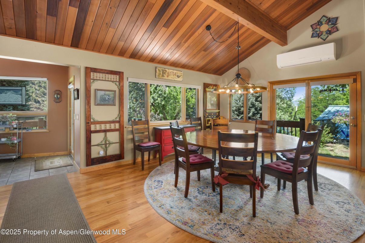 Chandelier, Dining room, Interior, Pendant Lights, Wooden Beams, Wooden Ceilings, Wood Texture Flooring