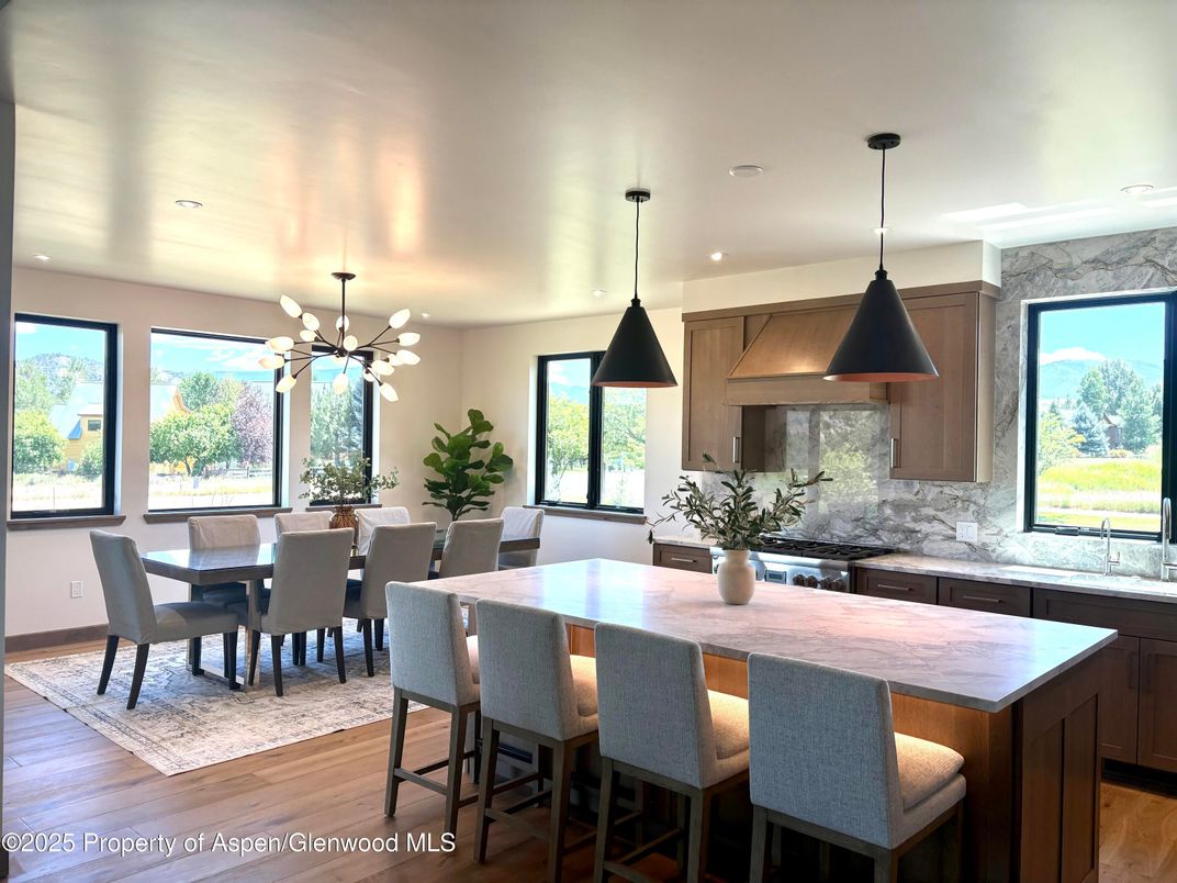 Dining room, Interior, Kitchen, Pendant Lights, Recessed Lighting, Wood Texture Flooring