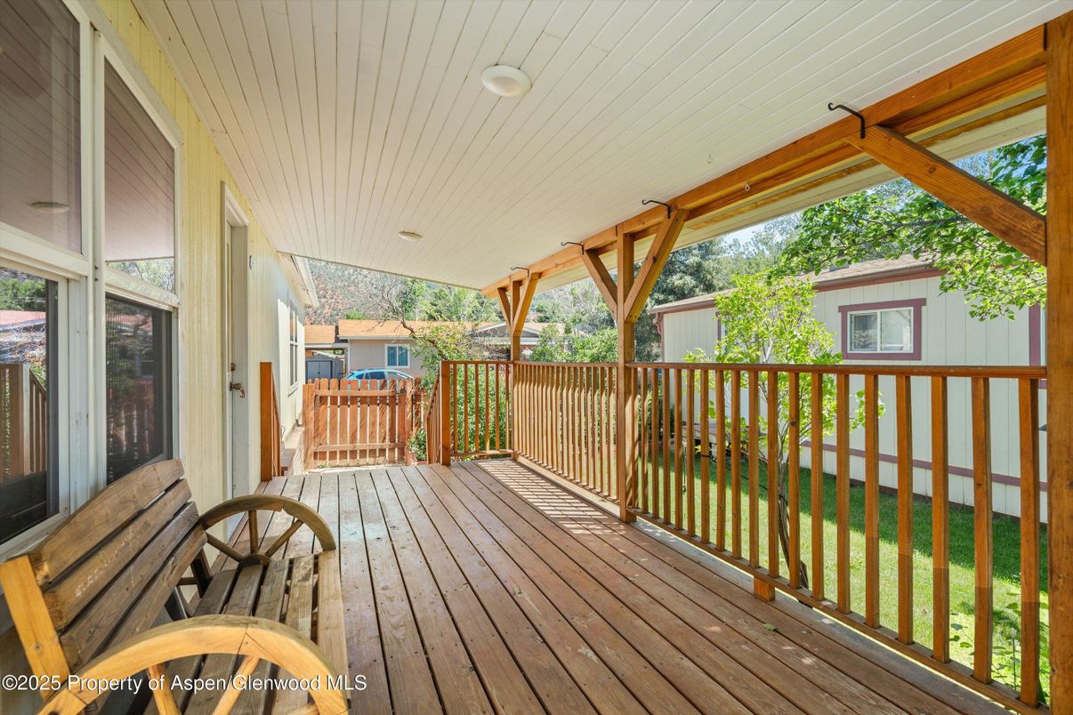 Exterior, Wood Texture Flooring