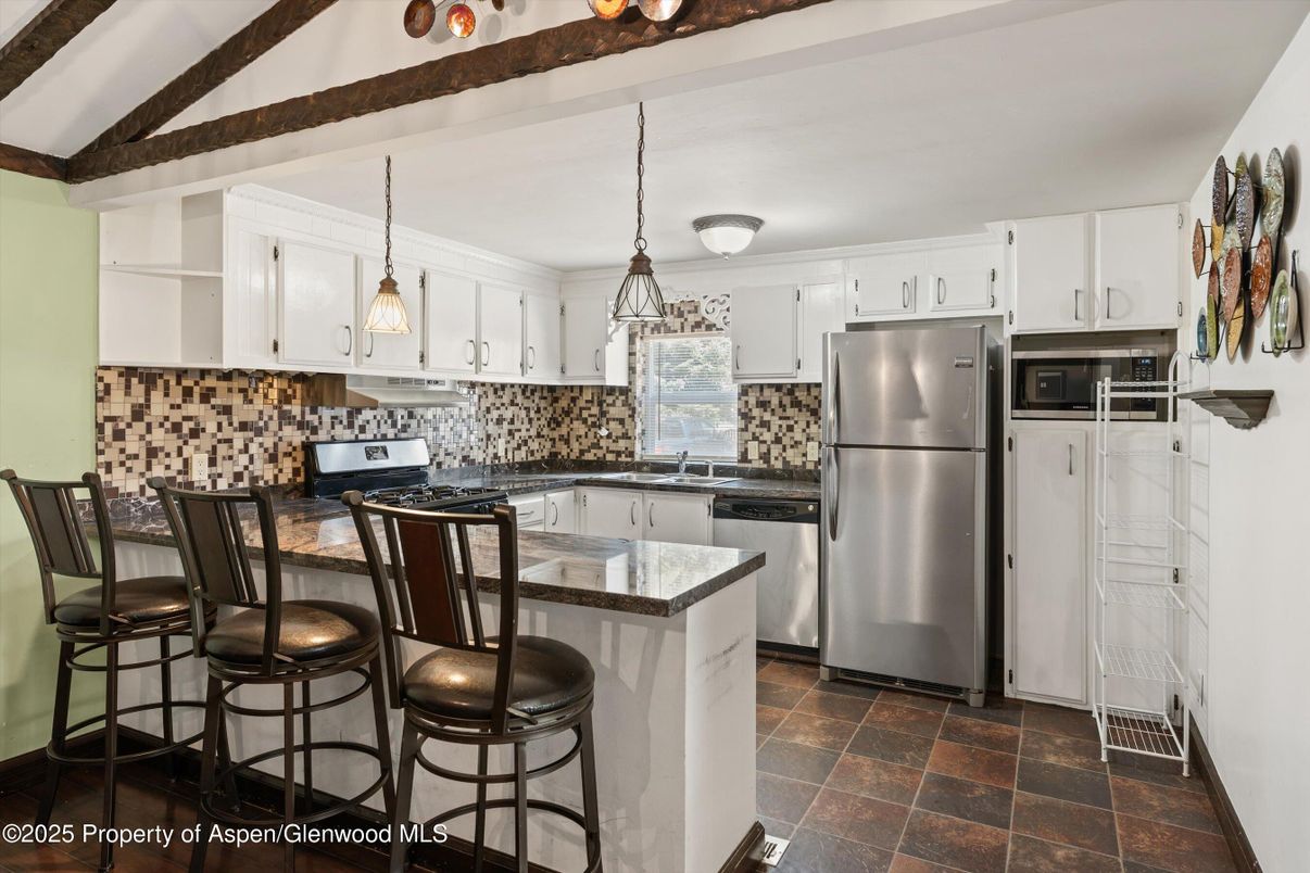 Interior, Kitchen, Pendant Lights, Stainless Steel Appliances