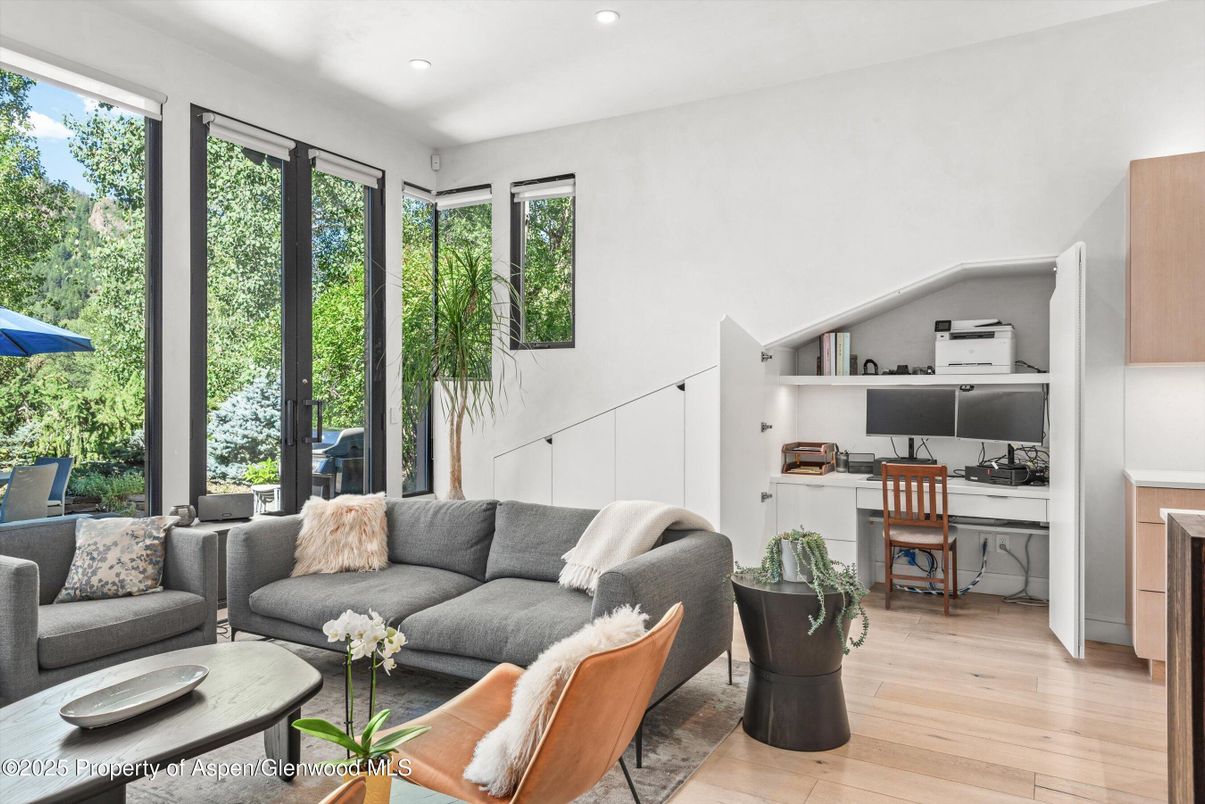 Home Office, Interior, Living room, Recessed Lighting, Wood Texture Flooring