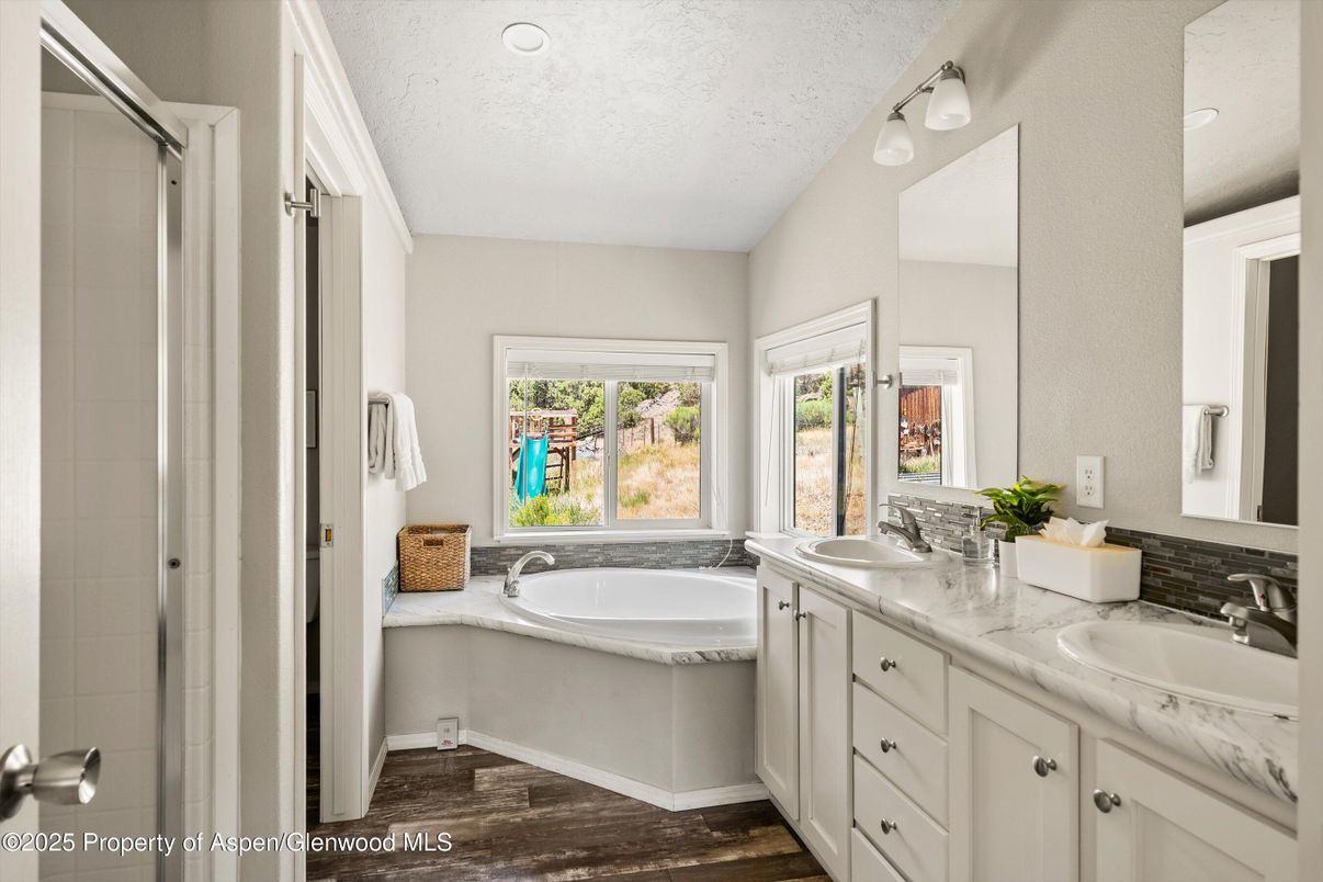 Bathroom, Dual Sink Vanities, Interior, Wood Texture Flooring