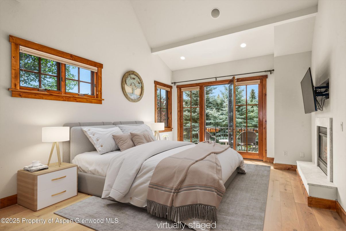 Bedroom, Fireplace, Interior, Recessed Lighting, Wood Texture Flooring