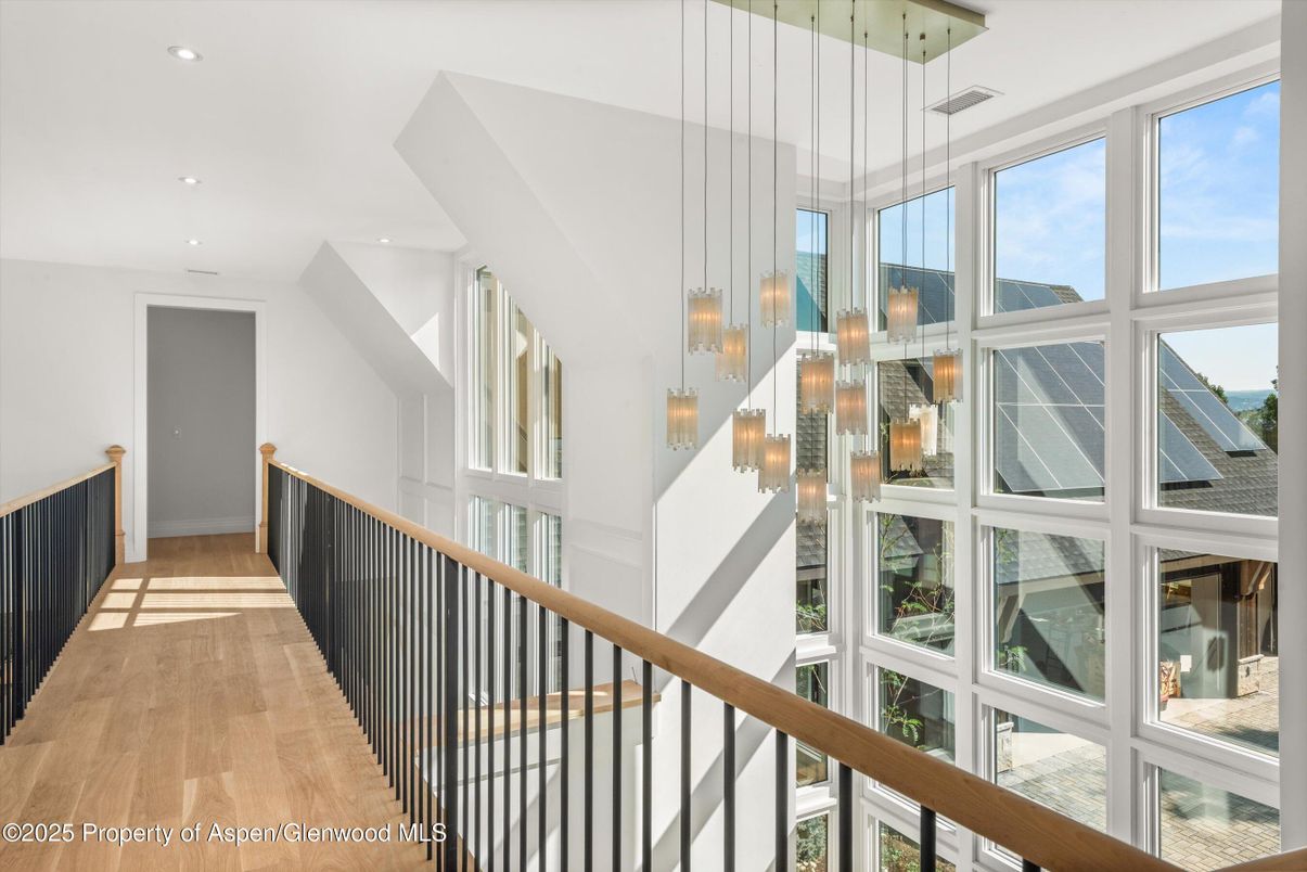 Interior, Pendant Lights, Recessed Lighting, Wood Texture Flooring