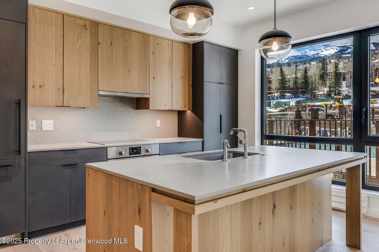 Interior, Kitchen, Pendant Lights, Recessed Lighting, Wood Texture Flooring