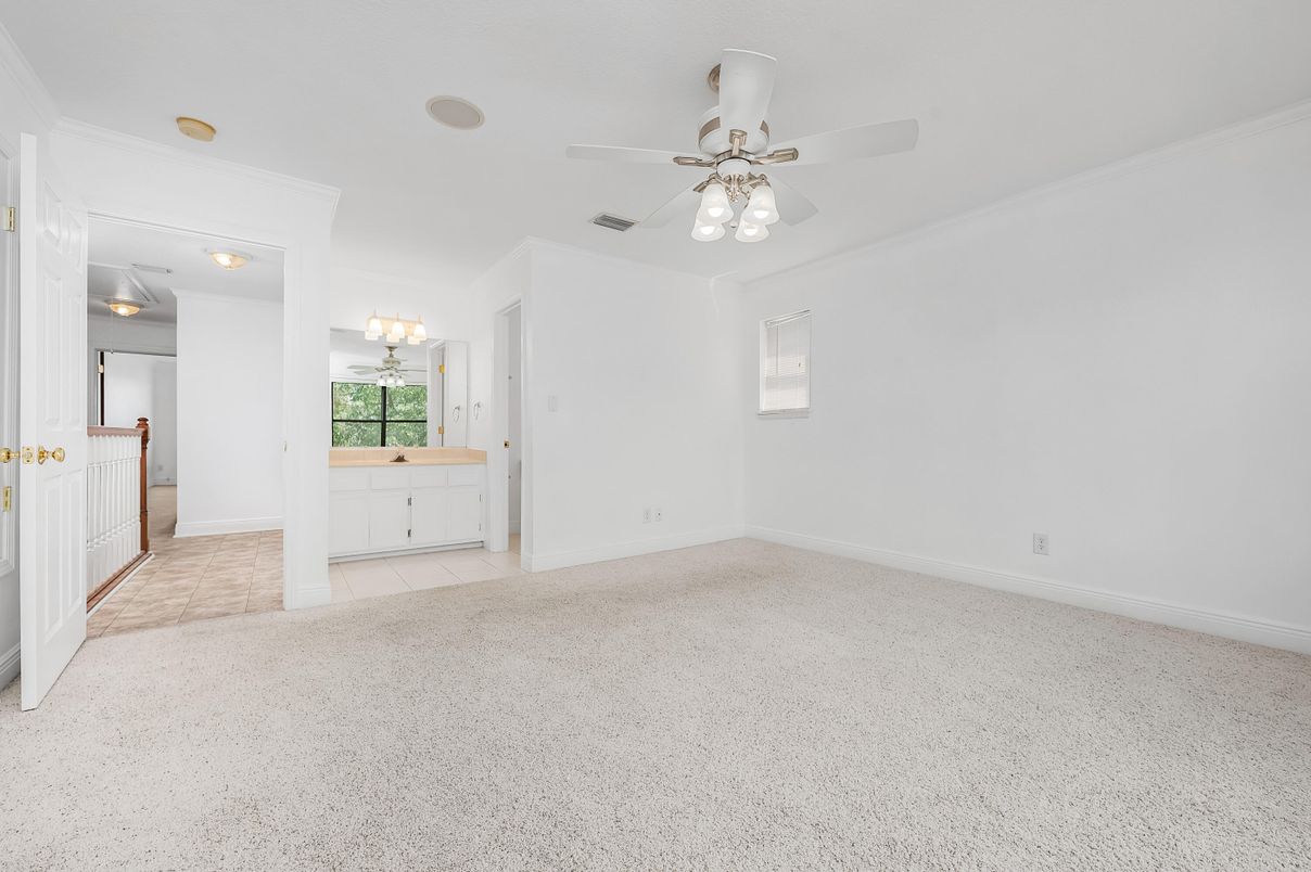 Bathroom, Empty room, Interior