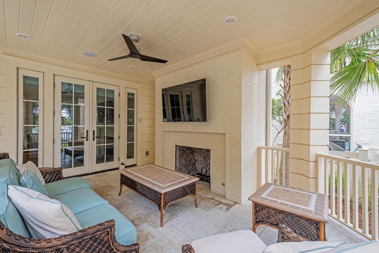 Exterior, Fireplace