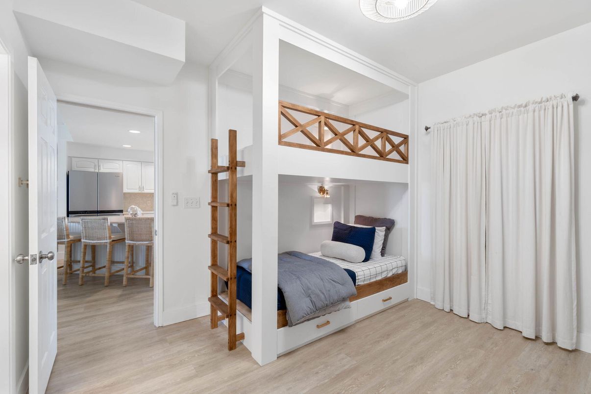 Bedroom, Interior, Kitchen, Recessed Lighting, Wood Texture Flooring