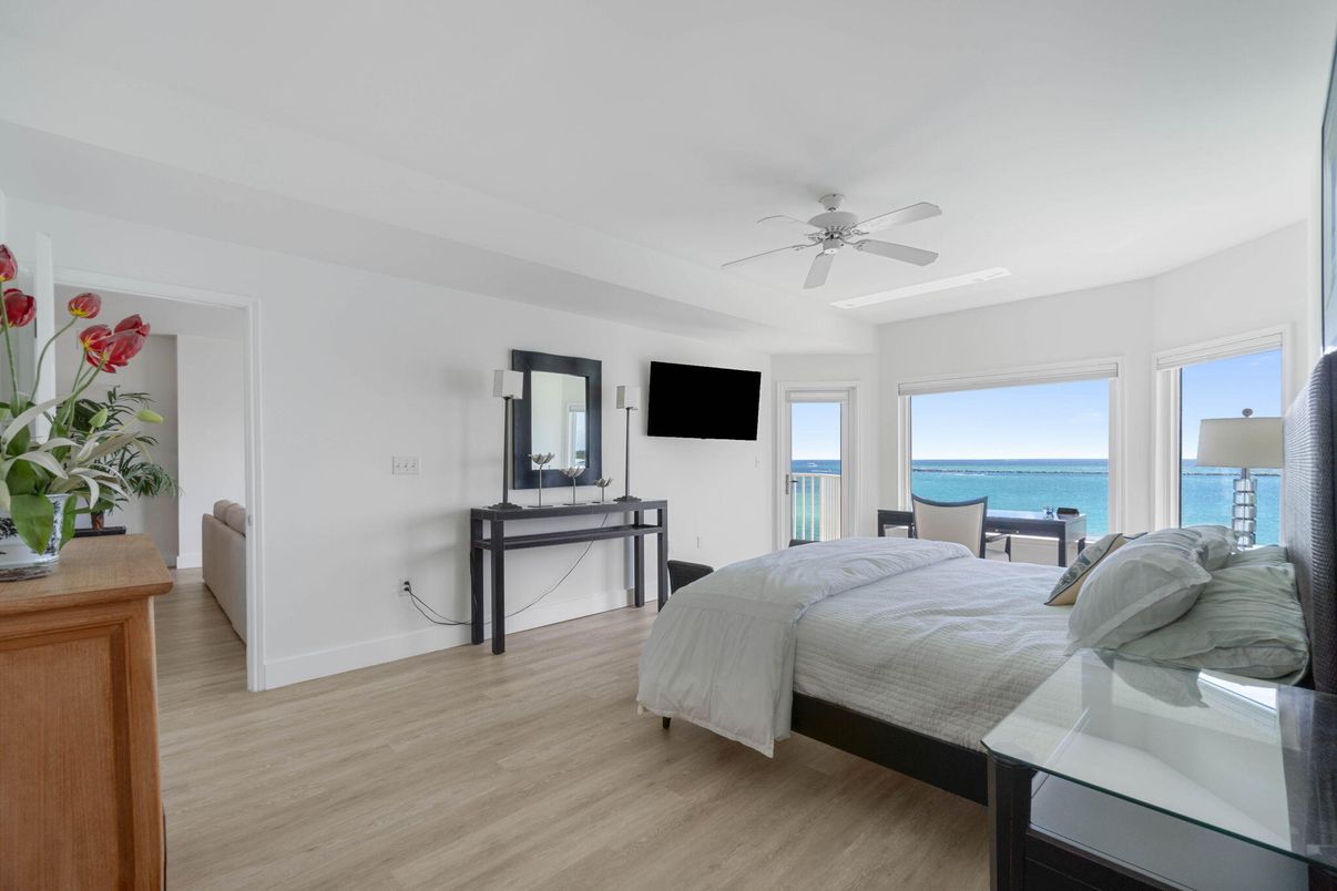 Bedroom, Interior, Water, Wood Texture Flooring
