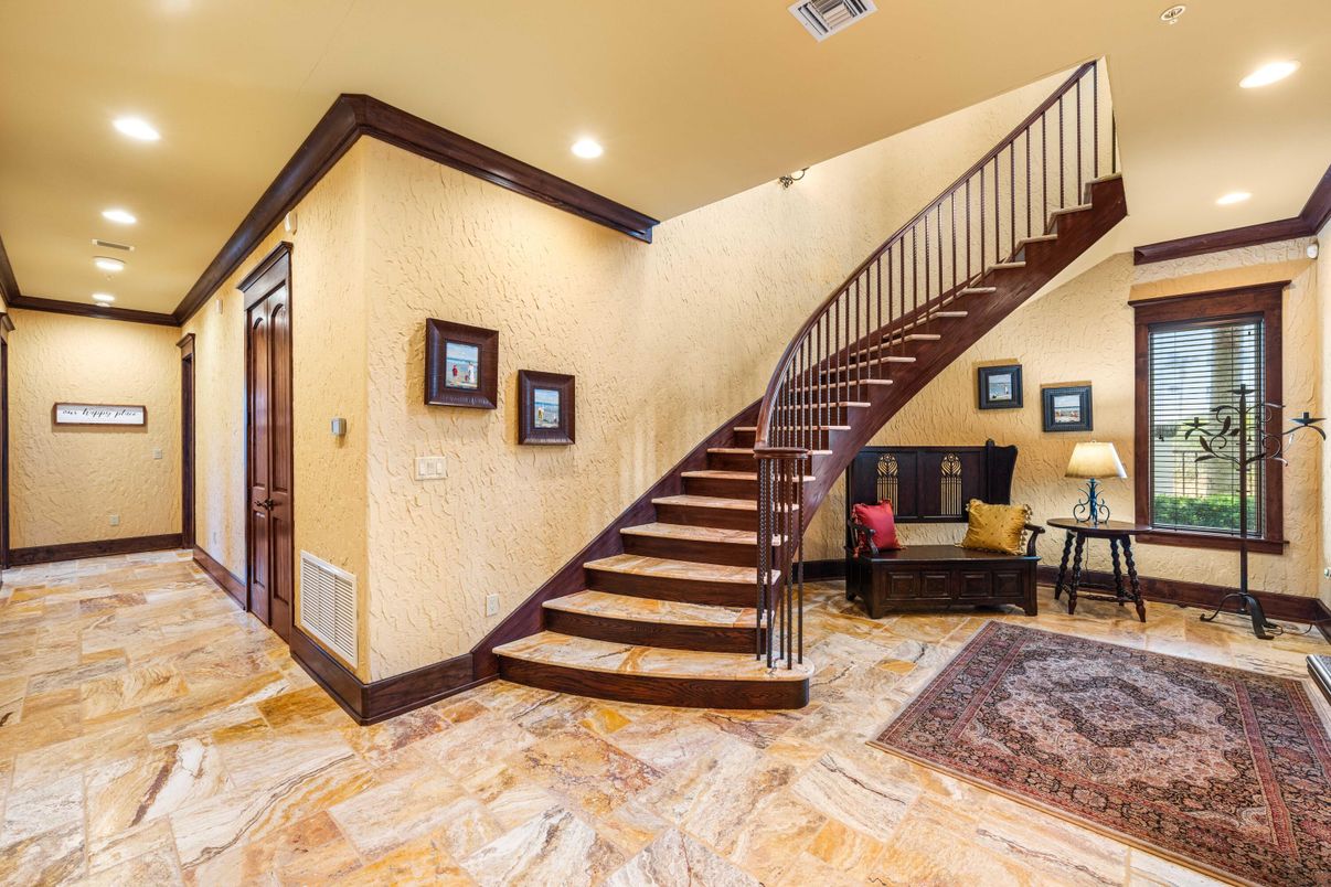 Interior, Recessed Lighting