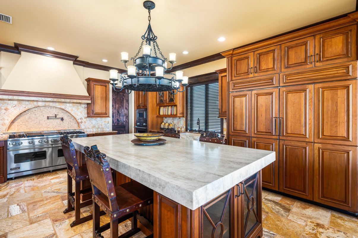 Chandelier, Interior, Kitchen, Pendant Lights, Recessed Lighting, Stainless Steel Appliances