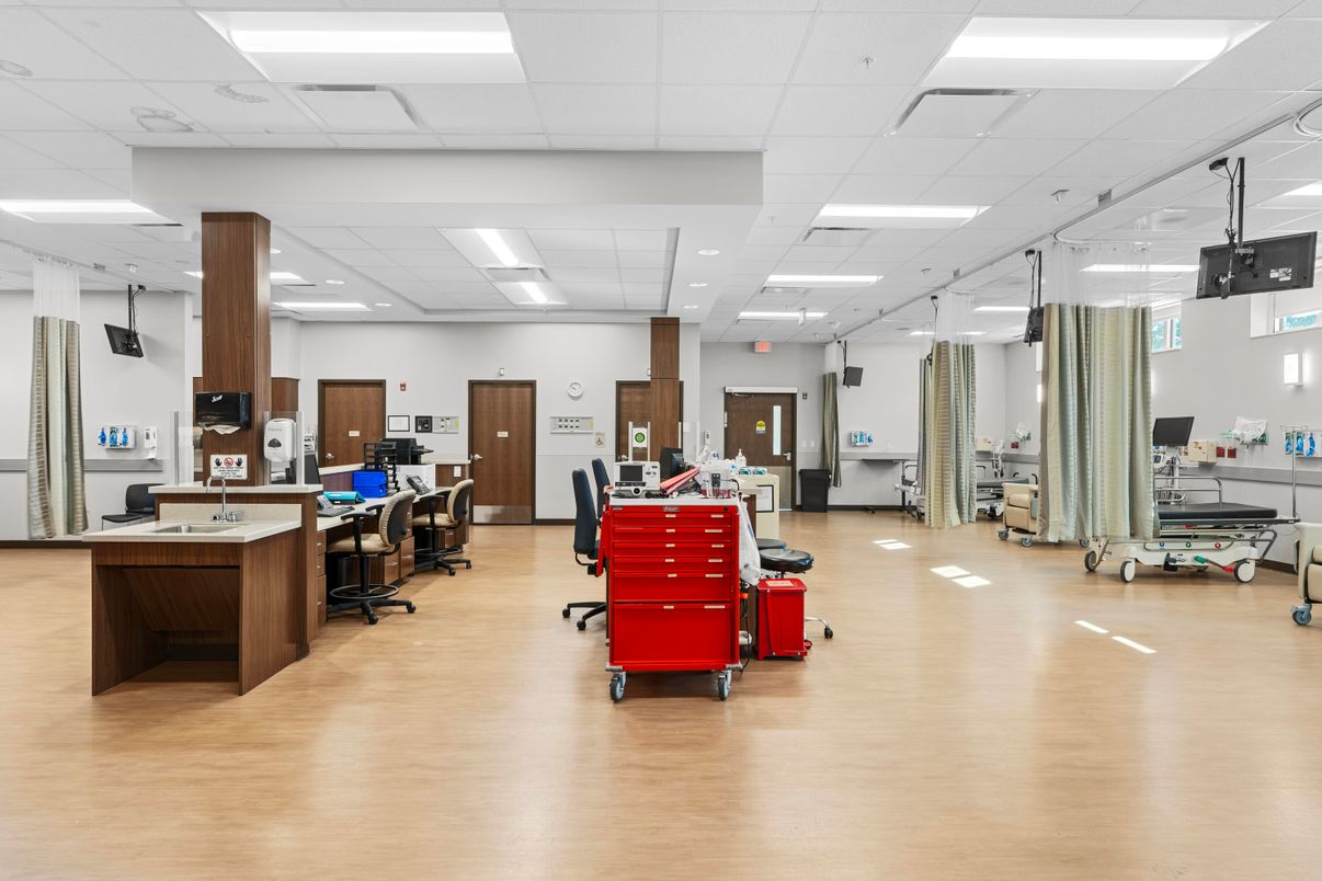Fitness Equipment, Interior, Kitchen, Recessed Lighting, Wood Texture Flooring