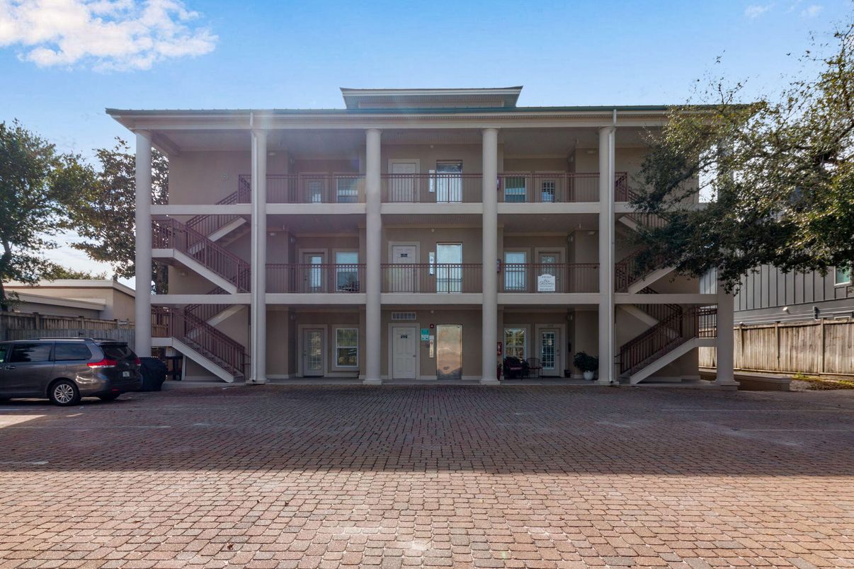 Exterior, Facade, Condo Building