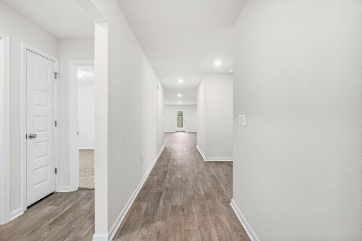 Interior, Recessed Lighting, Wood Texture Flooring