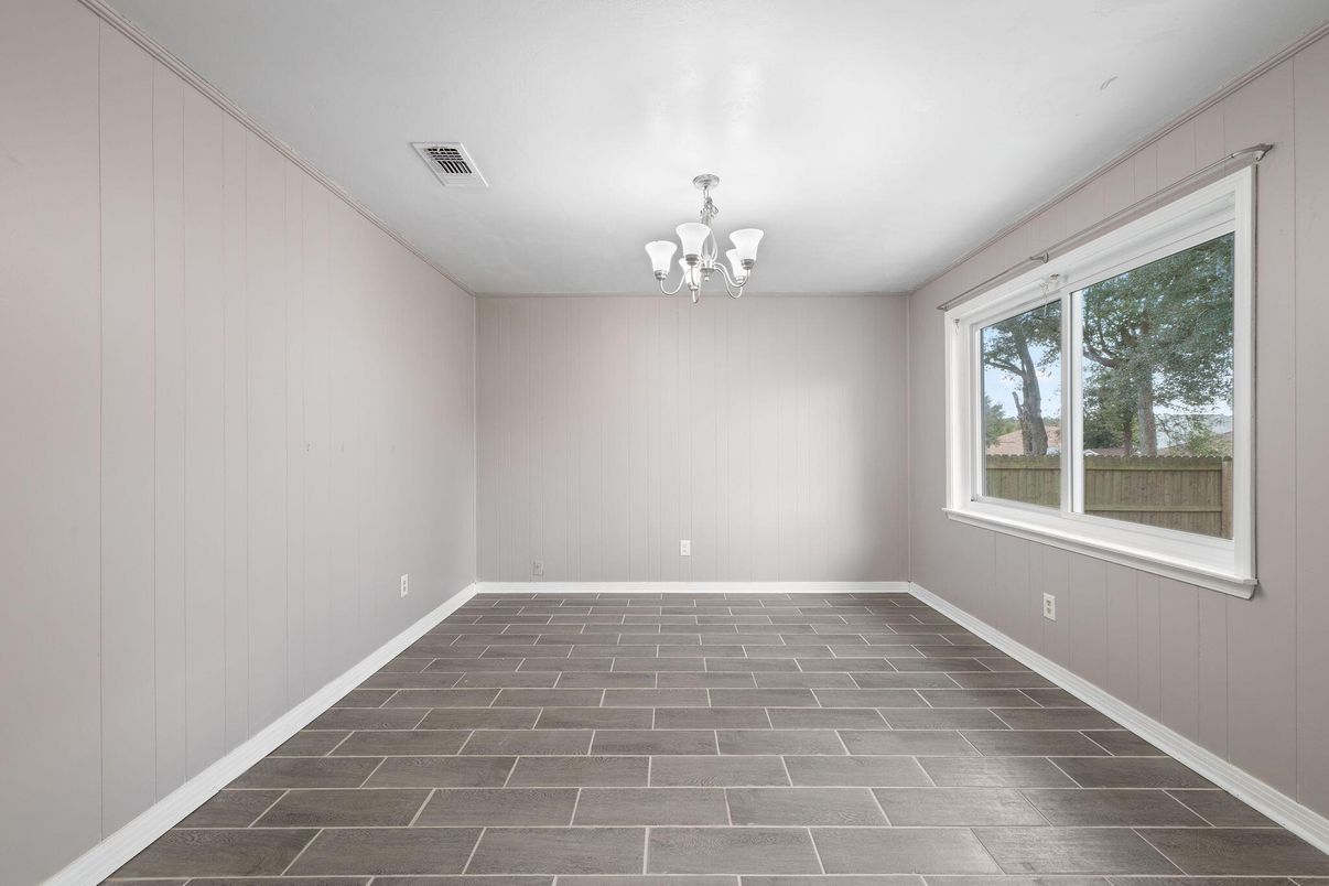 Chandelier, Empty room, Interior