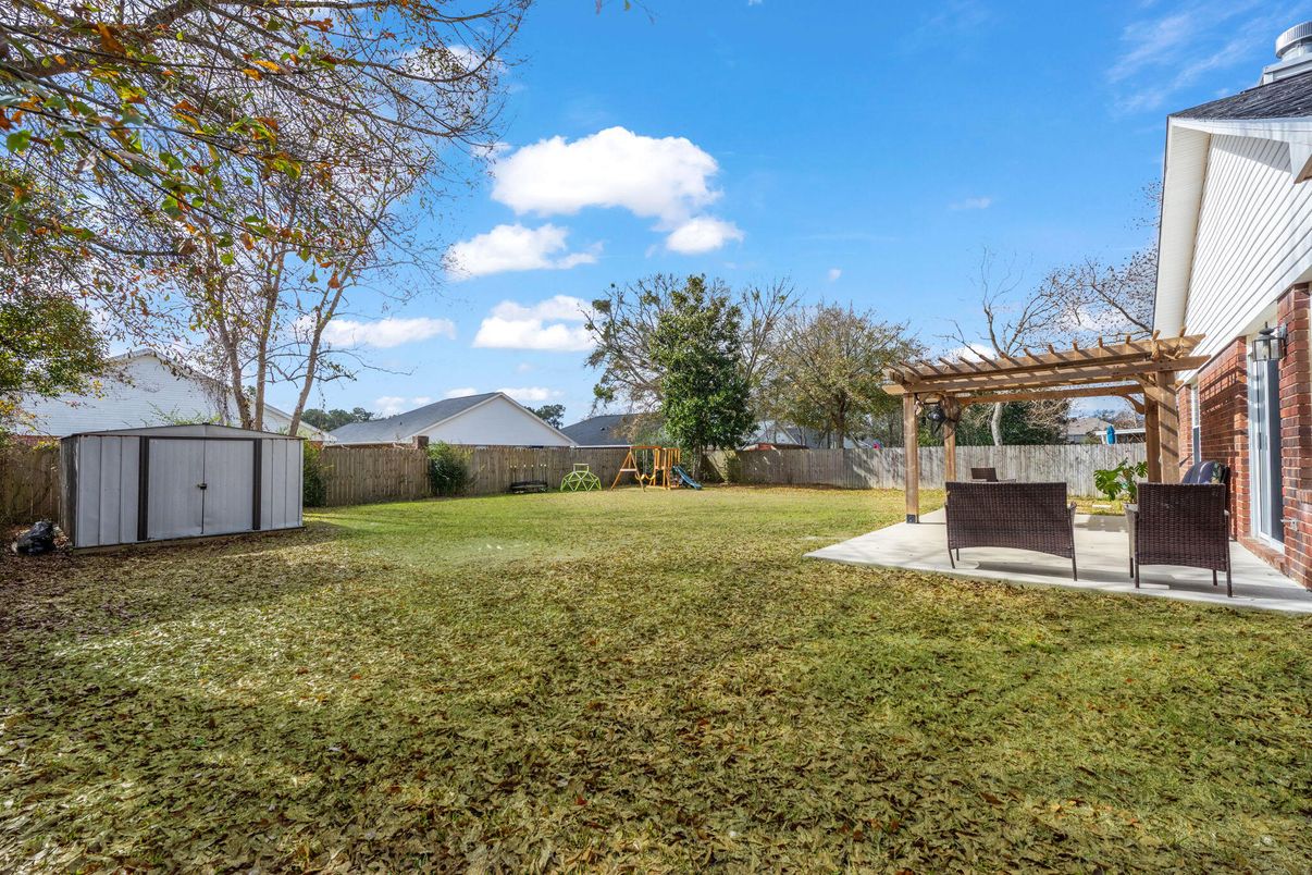 Backyard, Exterior, Playground