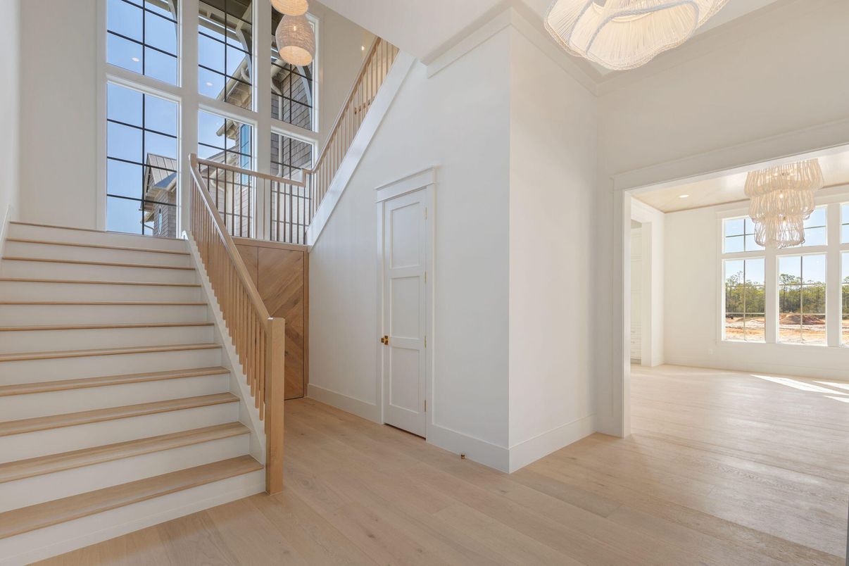 Chandelier, Interior, Recessed Lighting, Wood Texture Flooring