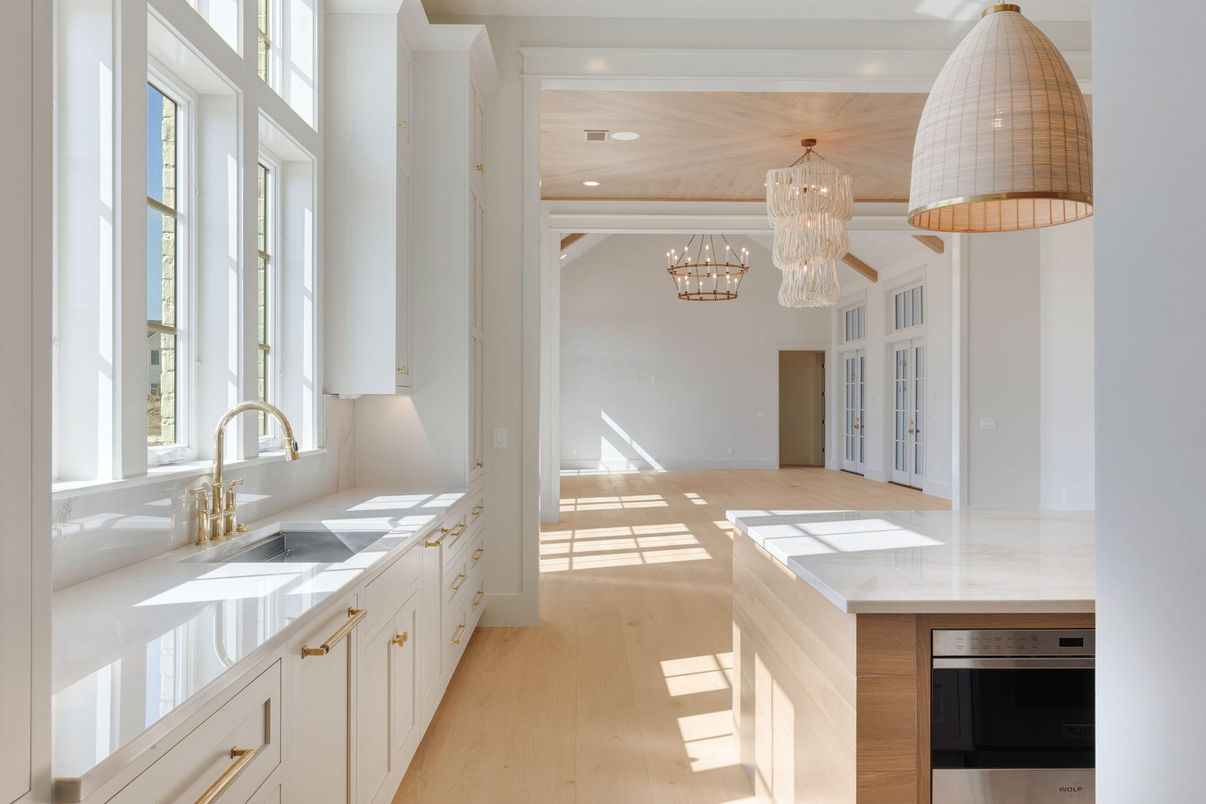 Chandelier, Interior, Kitchen, Recessed Lighting, Wooden Ceilings, Wood Texture Flooring
