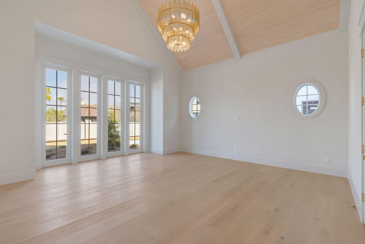 Chandelier, Empty room, Interior, Wood Texture Flooring
