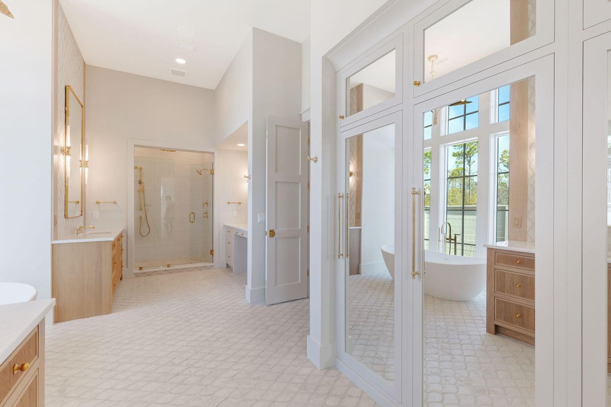 Bathroom, Free Standing Baths, Glass Shower, Interior, Recessed Lighting