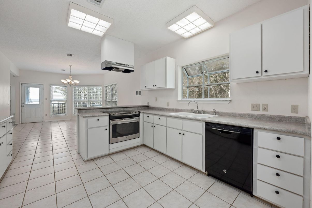 Chandelier, Interior, Kitchen, Stainless Steel Appliances