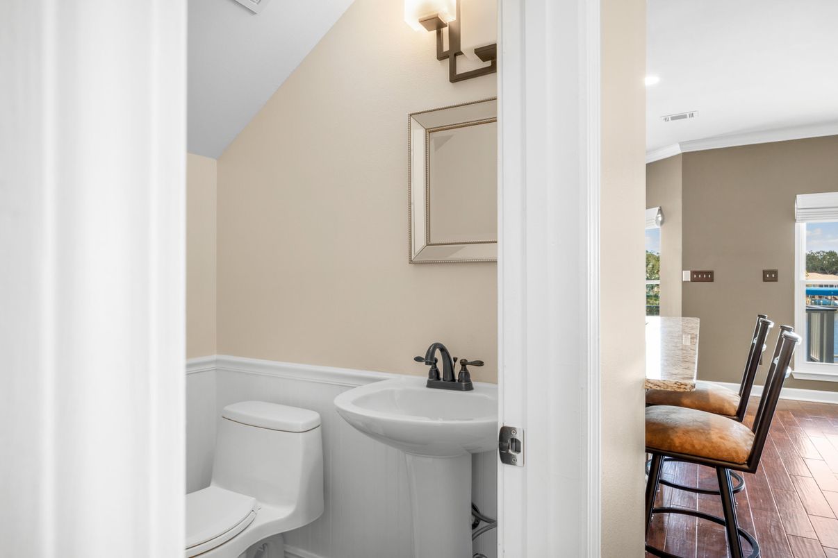 Bathroom, Interior, Recessed Lighting, Wood Texture Flooring