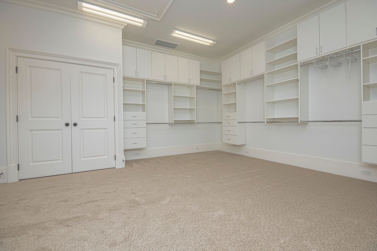 Interior, Recessed Lighting, Walk-in Closets