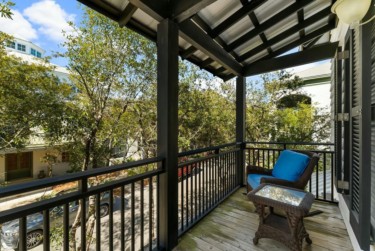 Exterior, Wood Texture Flooring