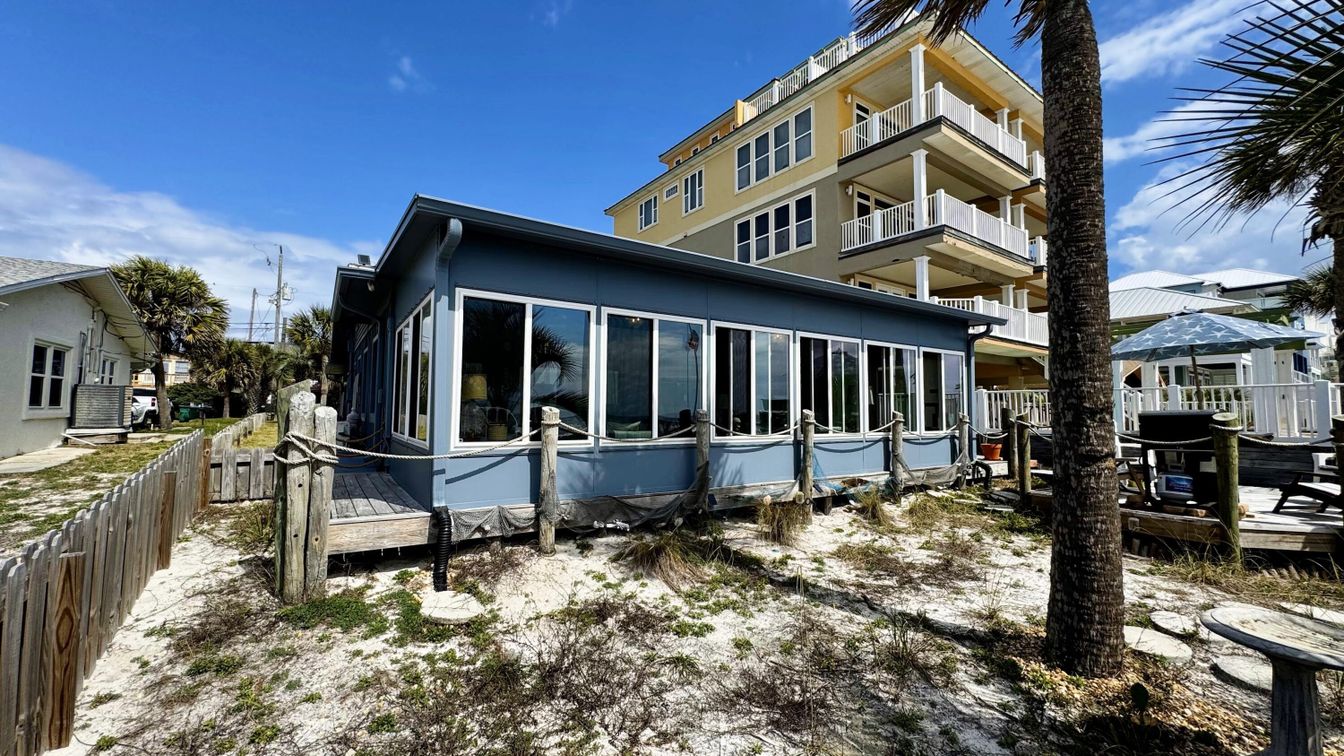 Exterior, Facade, Condo Building