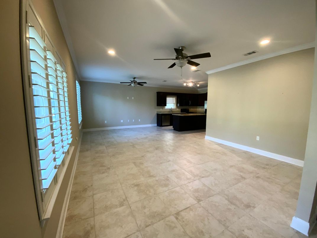 Empty room, Interior, Kitchen, Recessed Lighting
