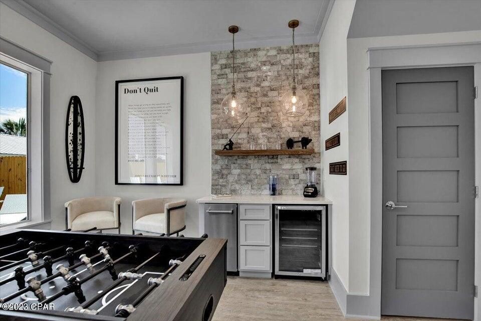 Interior, Kitchen, Pendant Lights, Wood Texture Flooring