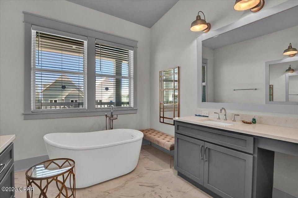 Bathroom, Dual Sink Vanities, Free Standing Baths, Interior