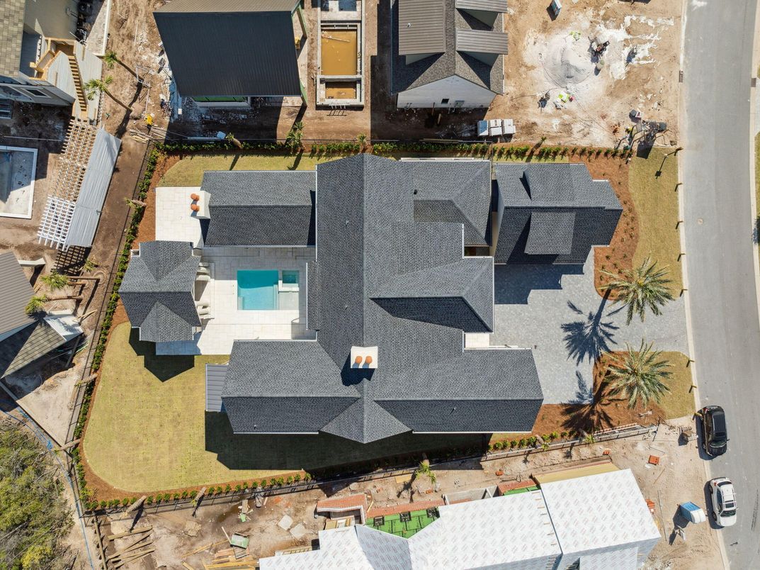 Exterior, Drone