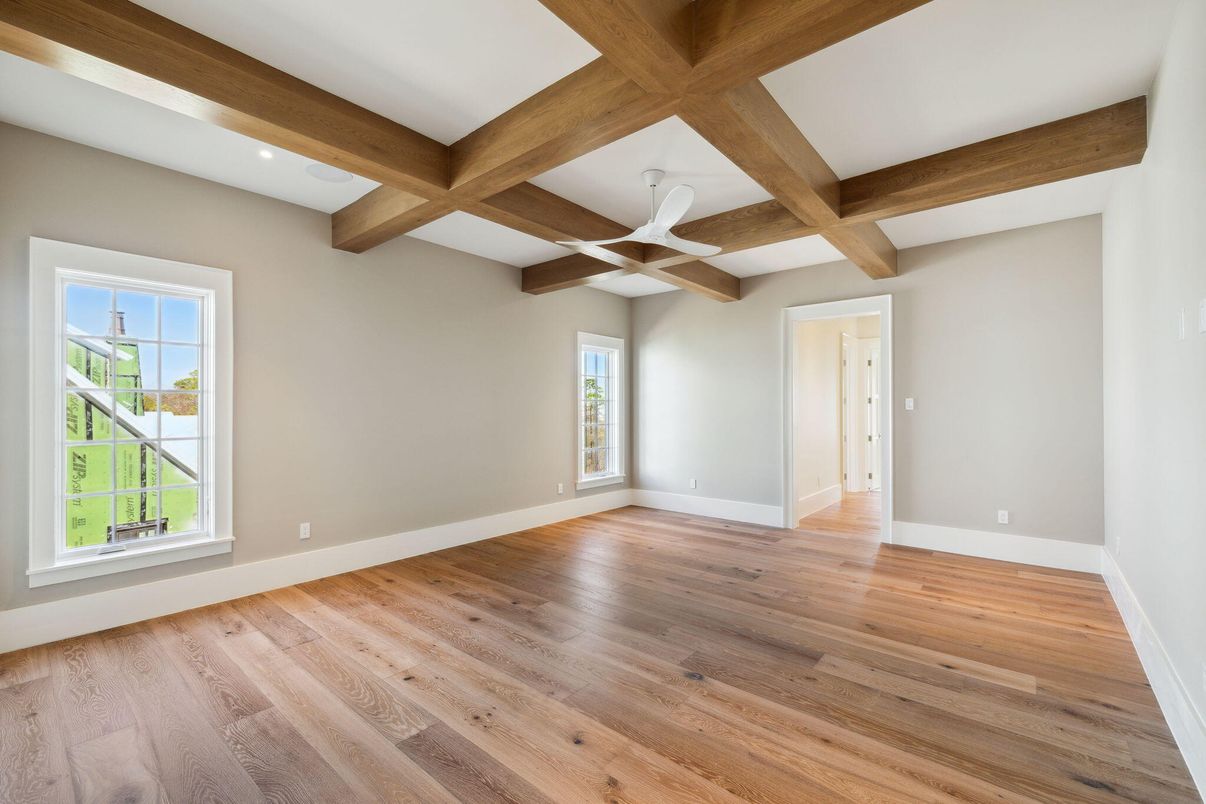 Empty room, Interior, Recessed Lighting, Wooden Beams, Wood Texture Flooring