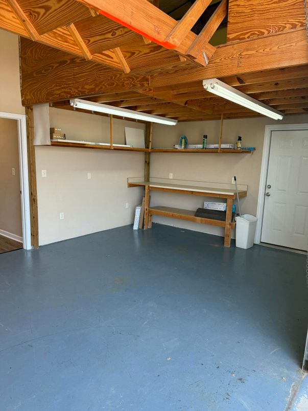 Garage, Interior