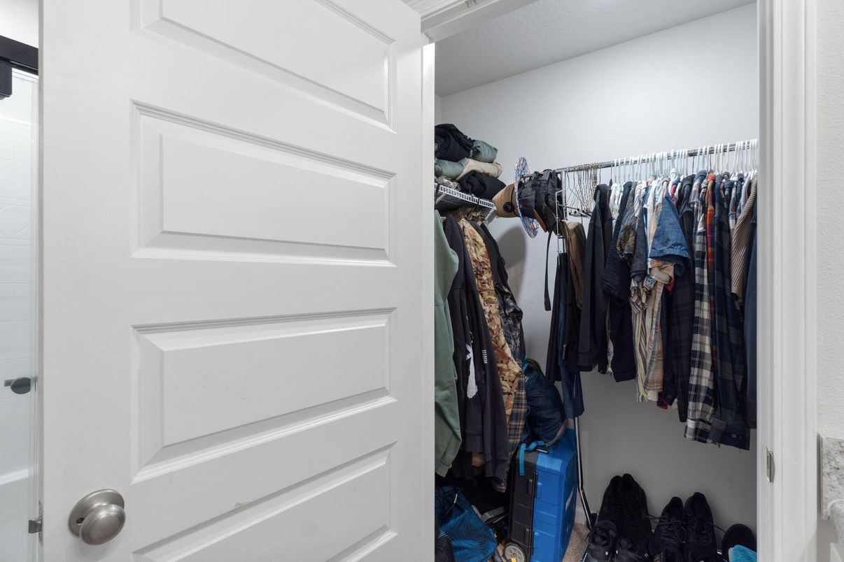 Interior, Walk-in Closets